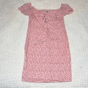 Over the shoulder dress